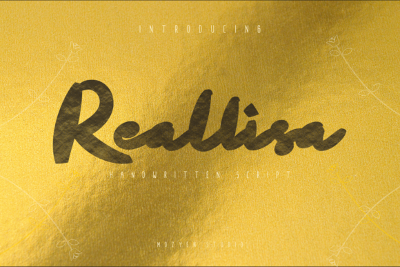 Reallisa: A Handwritten Typeface for Modern Editorial Design